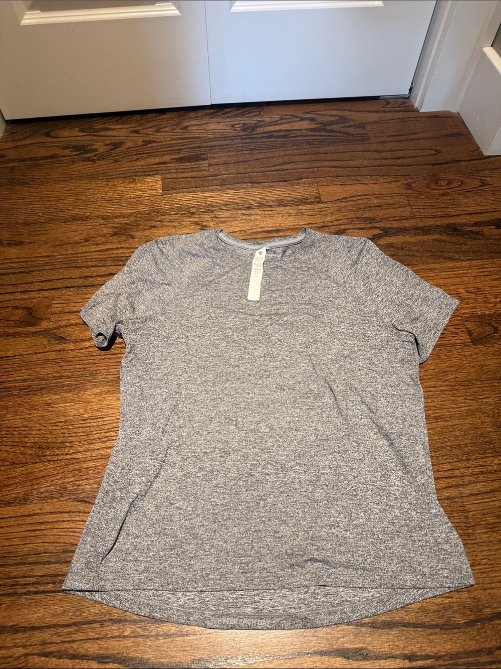 lululemon athletica womens Heather Gray Short-Sleeve Crew